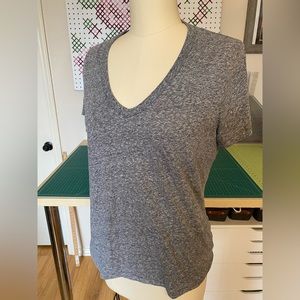 Universal Thread T-shirt